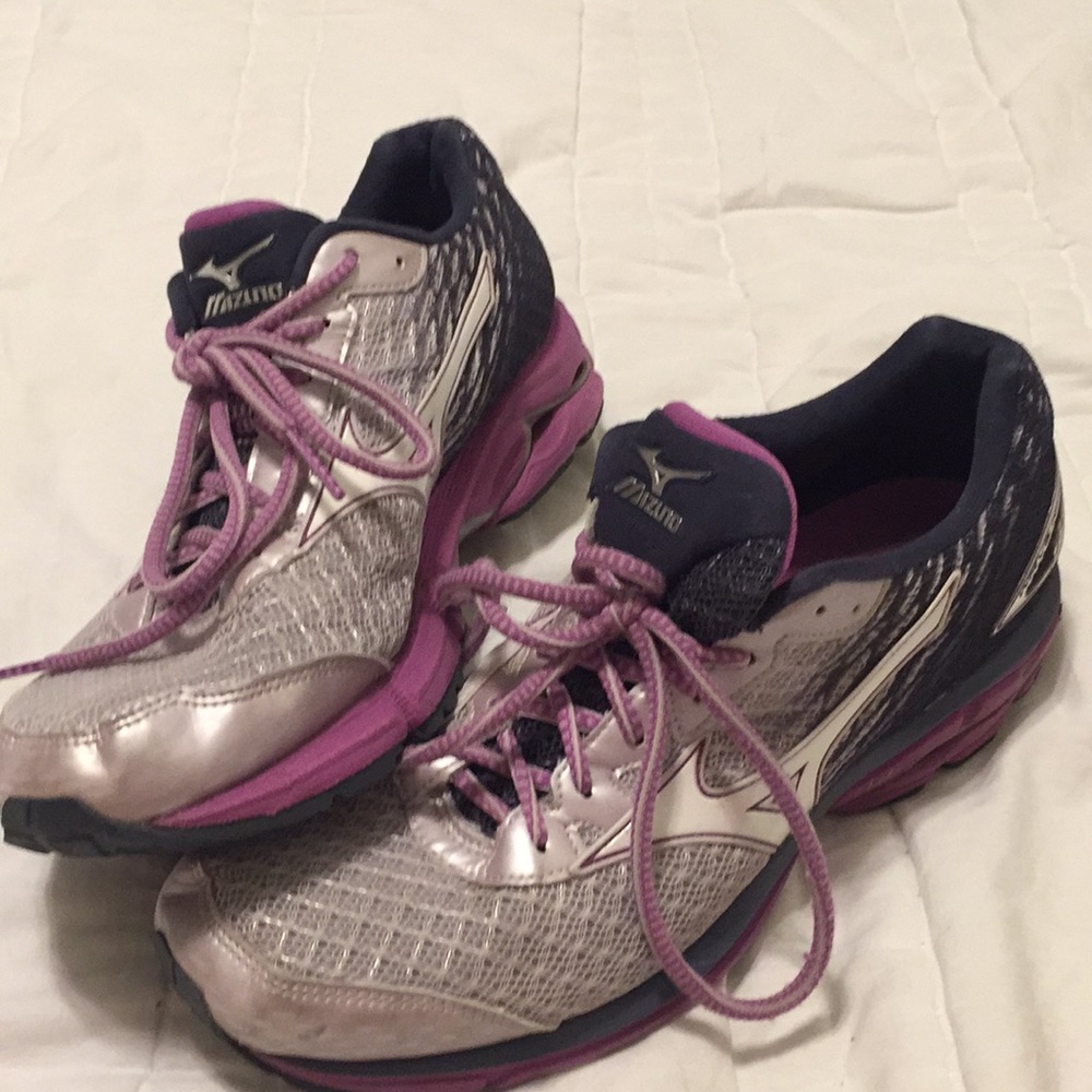Mizuno Running Shoes